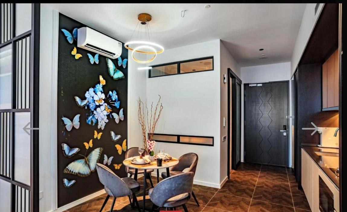 Scarletz Suites Klcc By Gc Luxury Suites クアラルンプール エクステリア 写真