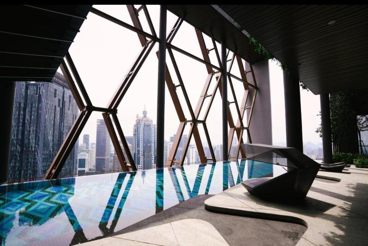 Scarletz Suites Klcc By Gc Luxury Suites クアラルンプール エクステリア 写真