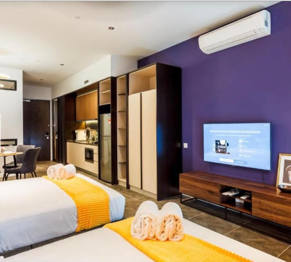 Scarletz Suites Klcc By Gc Luxury Suites クアラルンプール エクステリア 写真