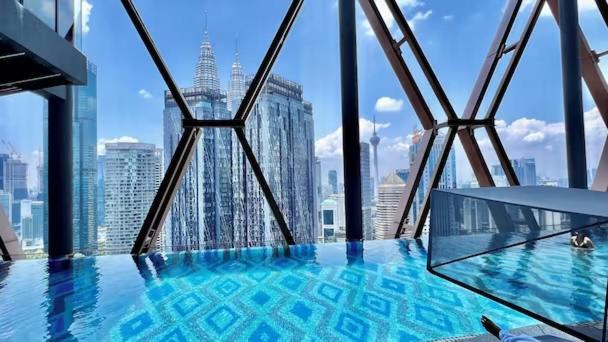 Scarletz Suites Klcc By Gc Luxury Suites クアラルンプール エクステリア 写真