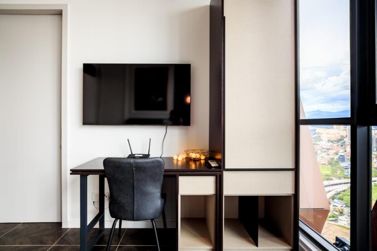Scarletz Suites Klcc By Gc Luxury Suites クアラルンプール エクステリア 写真